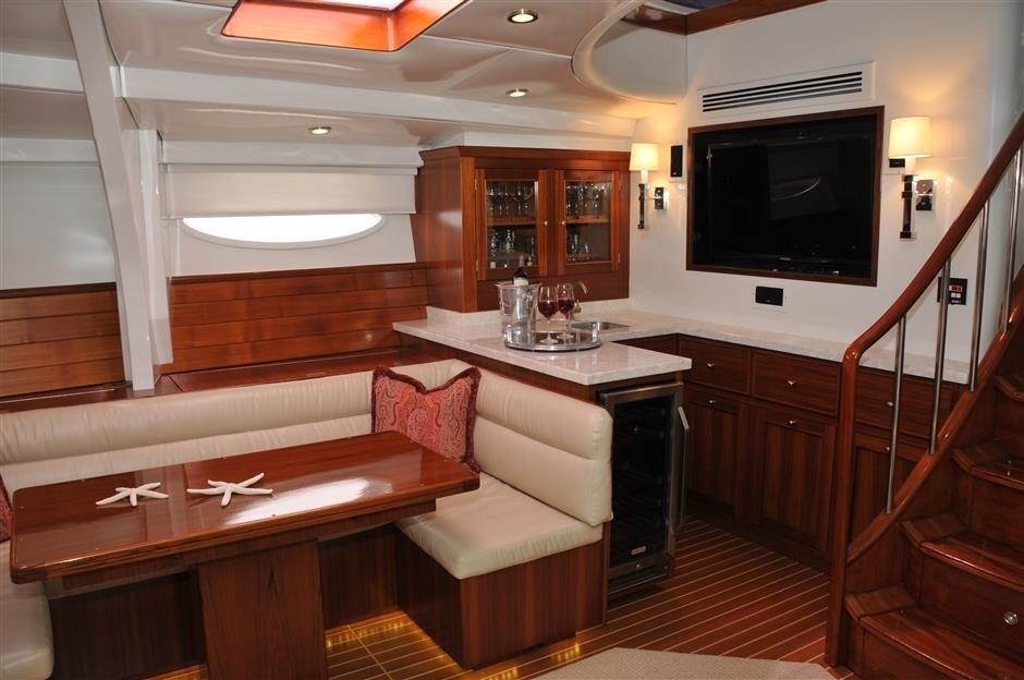 [28m-Yacht-FALCON]-1240-125.jpg