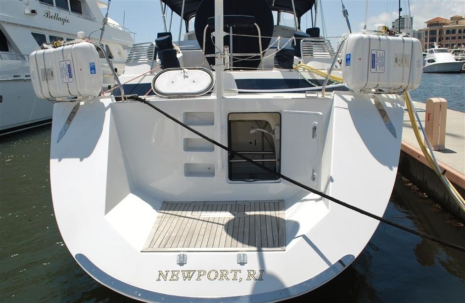 [28m-Yacht-FALCON]-1240-148.jpg
