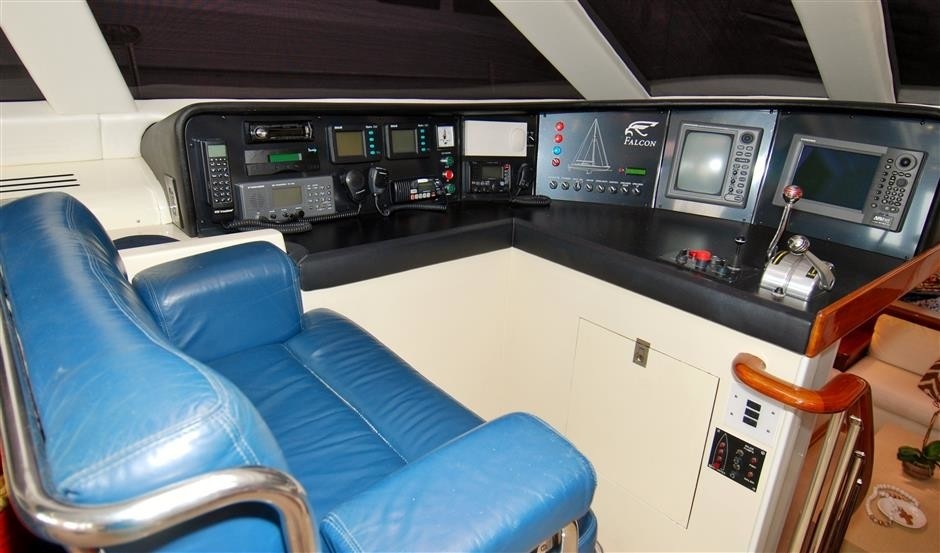 [28m-Yacht-FALCON]-1240-23.jpg