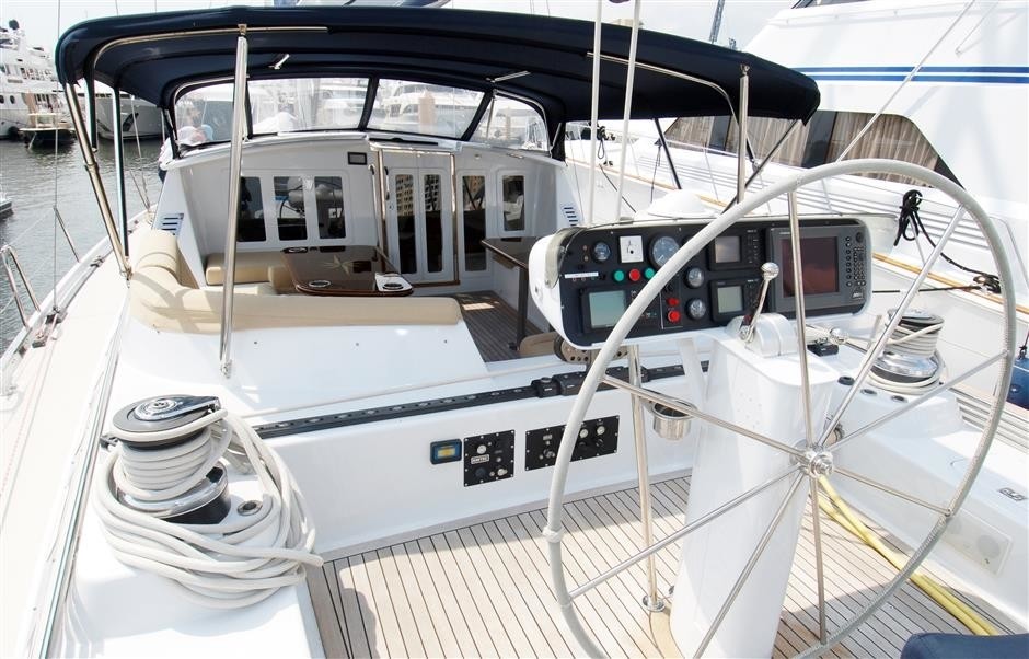 [28m-Yacht-FALCON]-1240-97.jpg