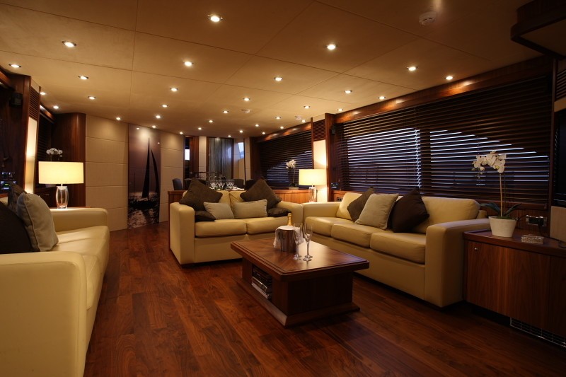 [28m-Yacht-HONEY-BEAR]-1549-74.jpg