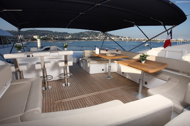 [28m-Yacht-HONEY-BEAR]-1549-81.jpg