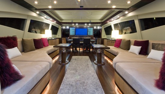[28m-Yacht-MAC-1]-1504-151.jpg