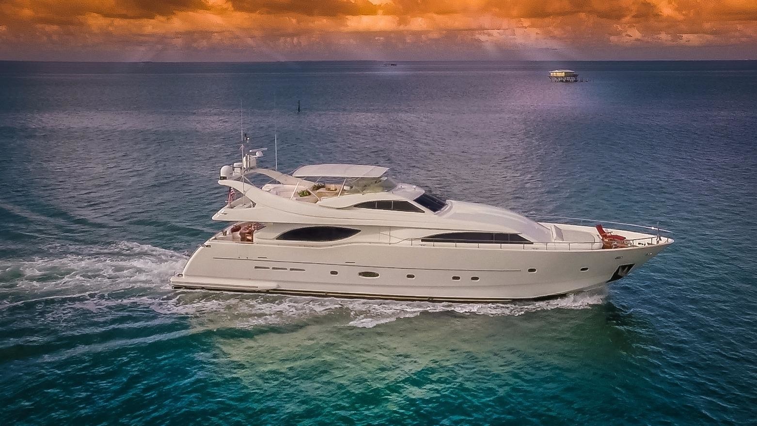 [28m-Yacht-PARADISE]-10043-167.jpg