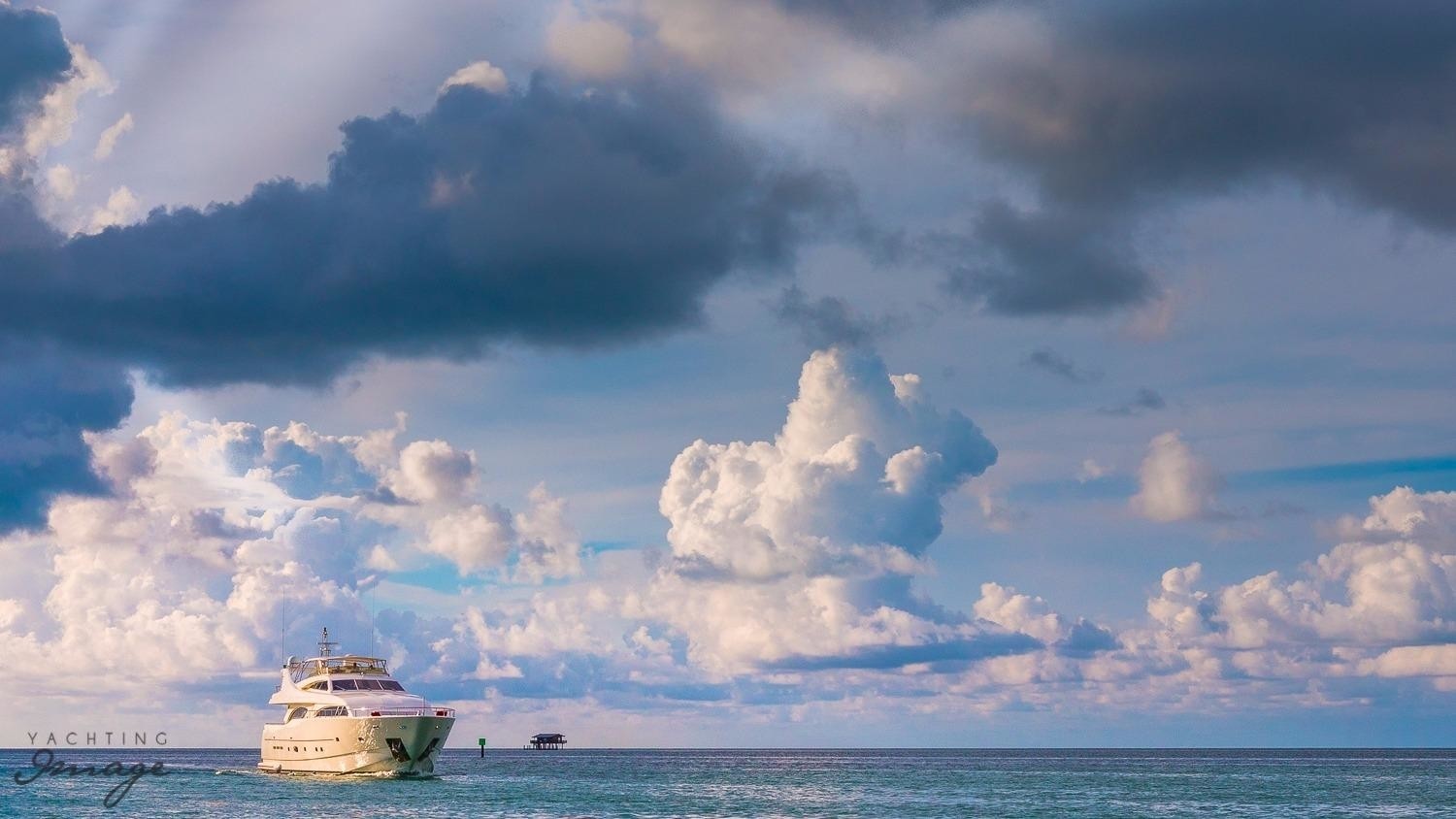 [28m-Yacht-PARADISE]-10043-175.jpg