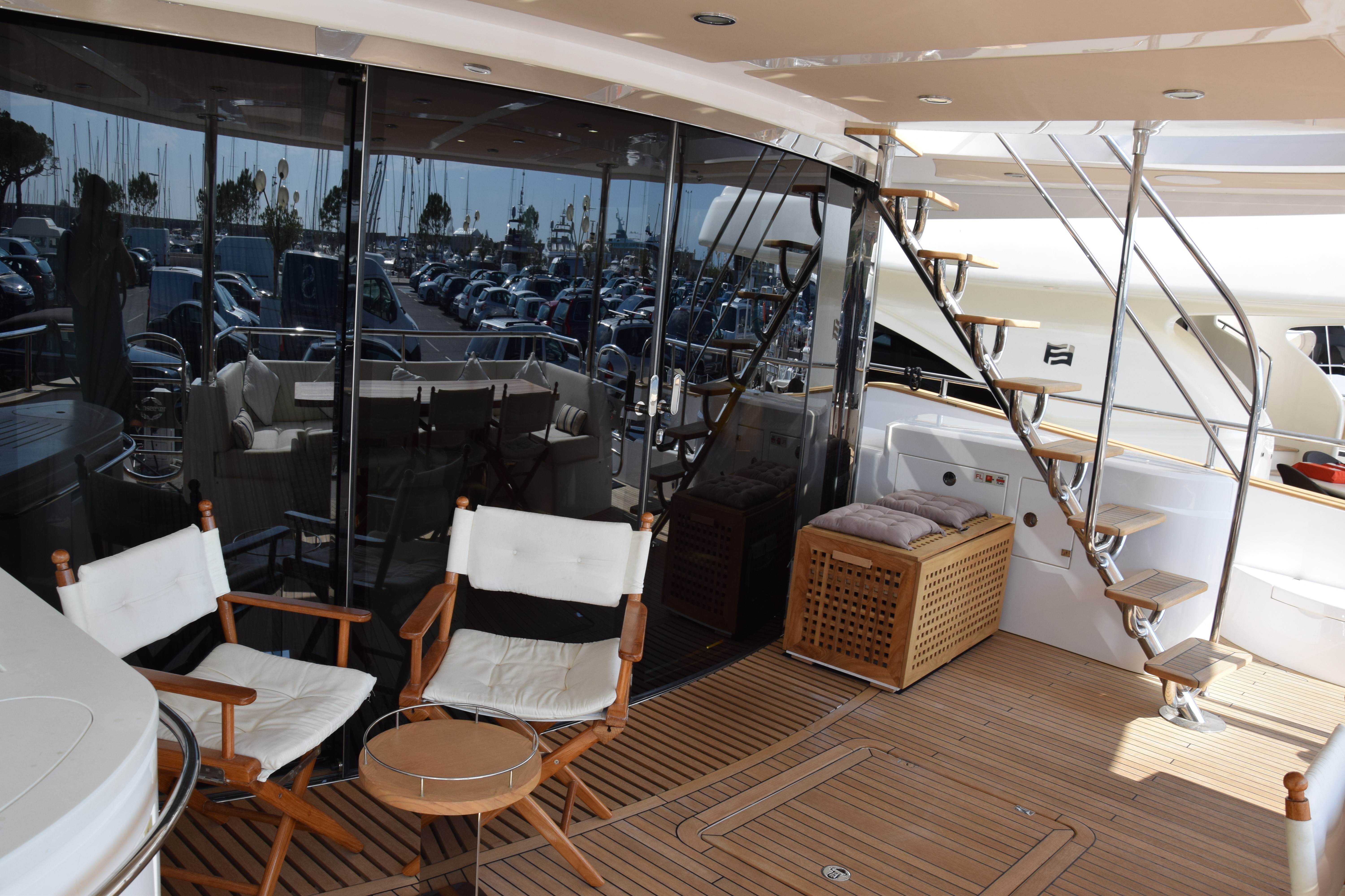 [28m-Yacht-RAY-III]-10294-106.jpg
