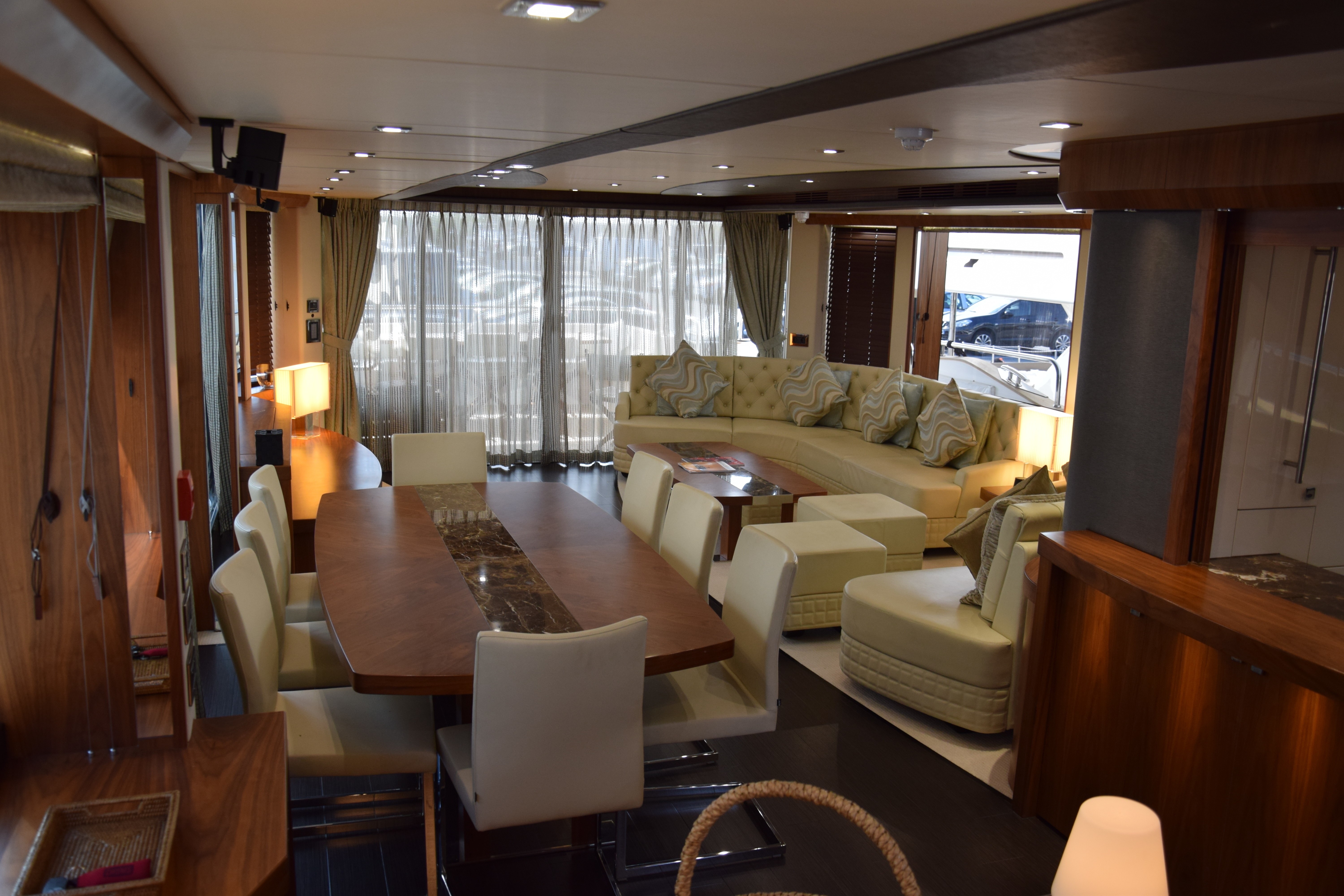 [28m-Yacht-RAY-III]-10294-23.jpg