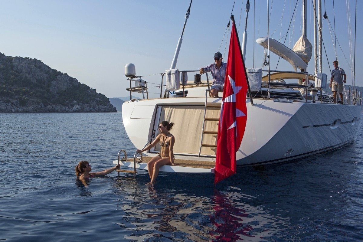 [28m-Yacht-SAVARONA]-10132-89.jpg