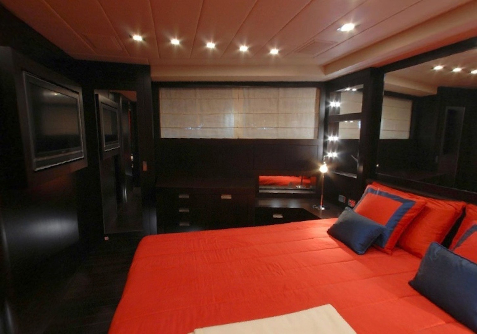 [28m-Yacht-SOLELUNA]-1583-106.jpg