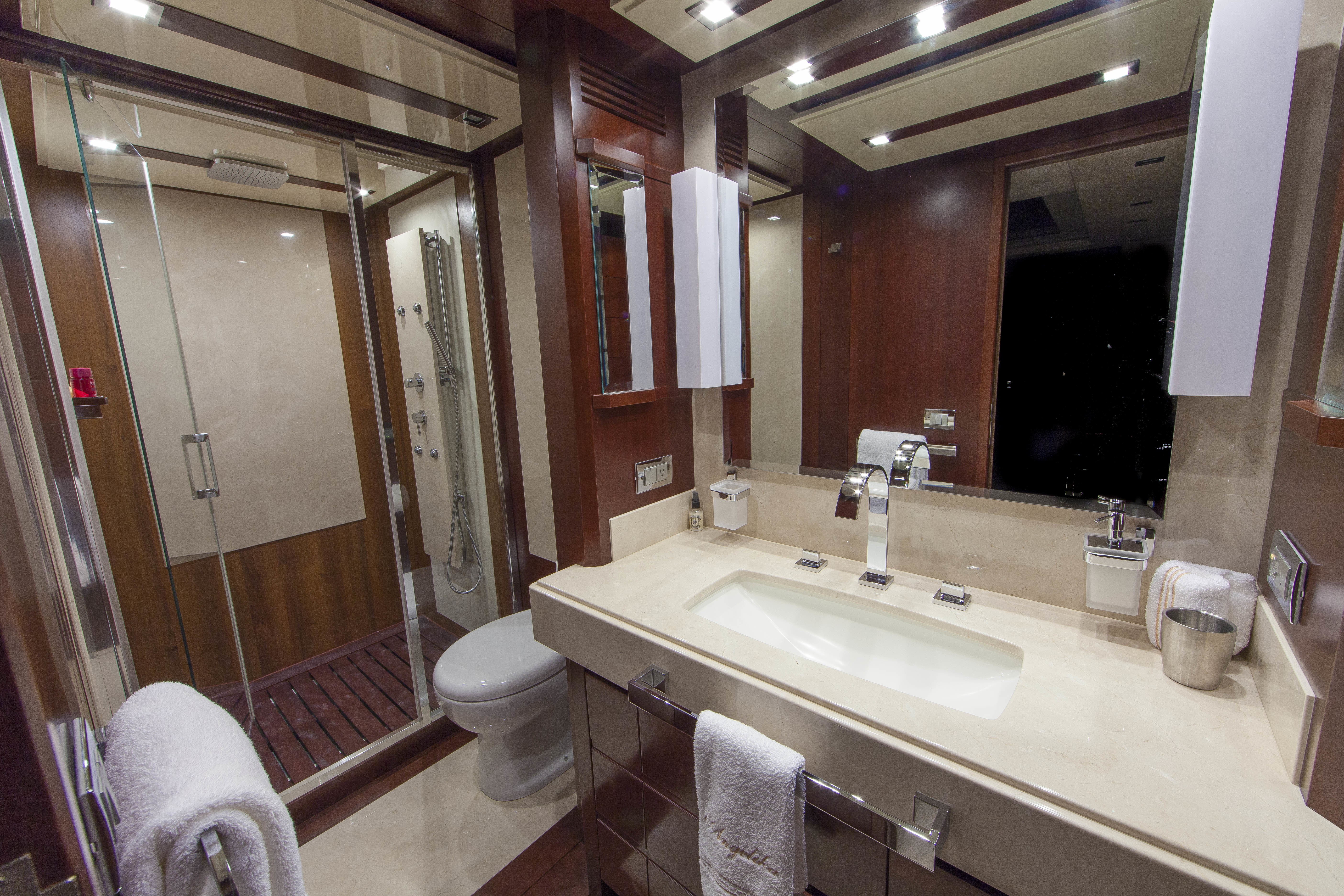 [28m-Yacht-SORRIDENTE]-10086-155.jpg