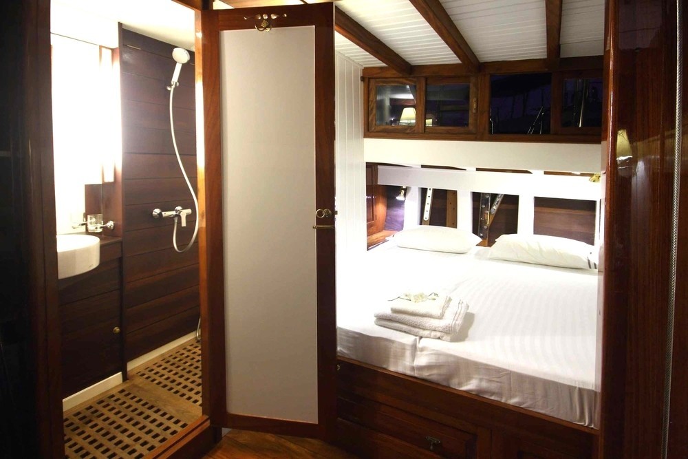 [29m-Yacht-AVENTURE]-10297-16.jpg