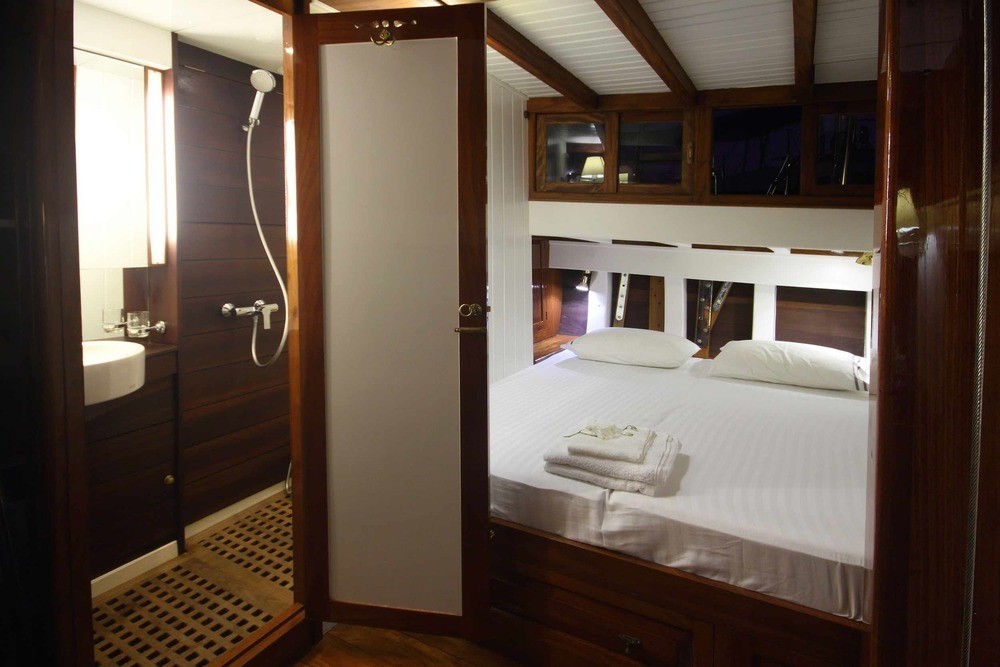 [29m-Yacht-AVENTURE]-10297-40.jpg