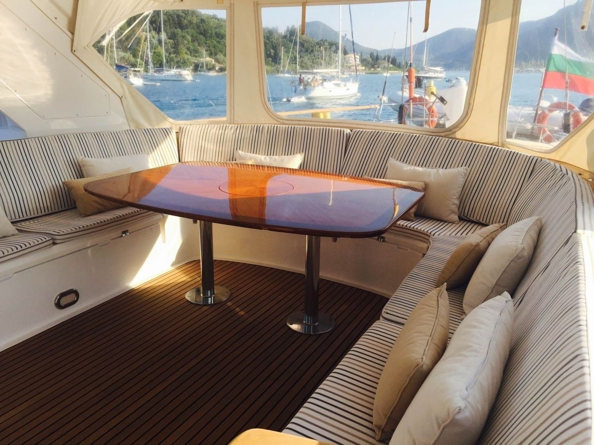 [29m-Yacht-CENTURION]-10455-82.jpg