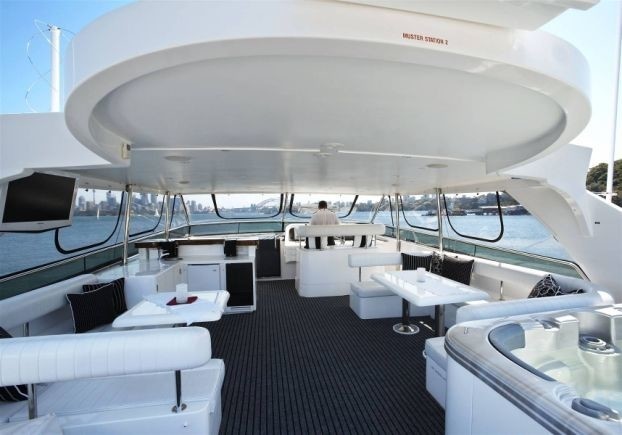 [29m-Yacht-HILLSY]-1801-24.jpg