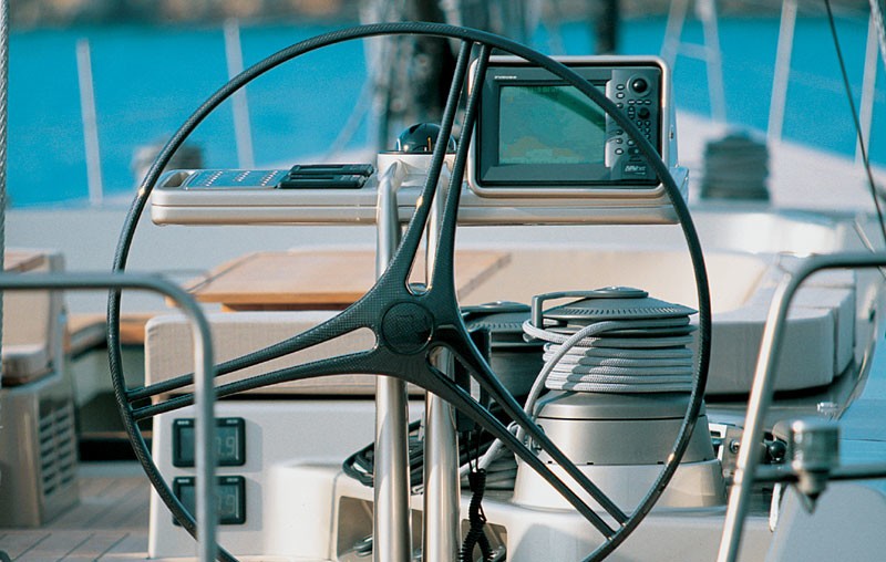 [30m-Yacht-DARK-SHADOW]-1405-153.jpg