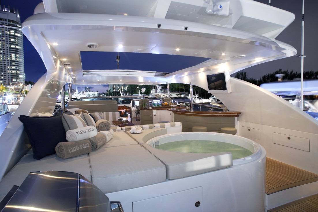 [30m-Yacht-LA-DOLCE-VITA]-1748-63.jpg