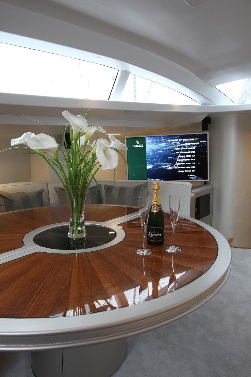 [30m-Yacht-LEOPARD-3]-1369-112.jpg