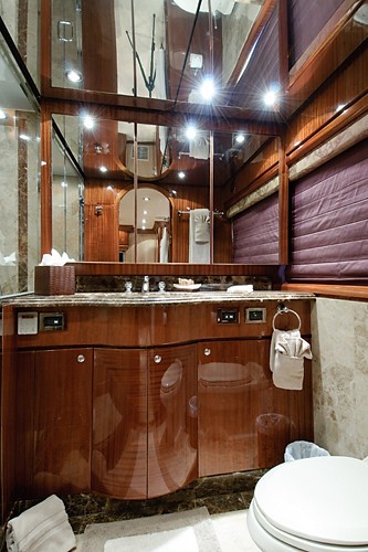 [30m-Yacht-LIMITLESS]-1130-167.jpg