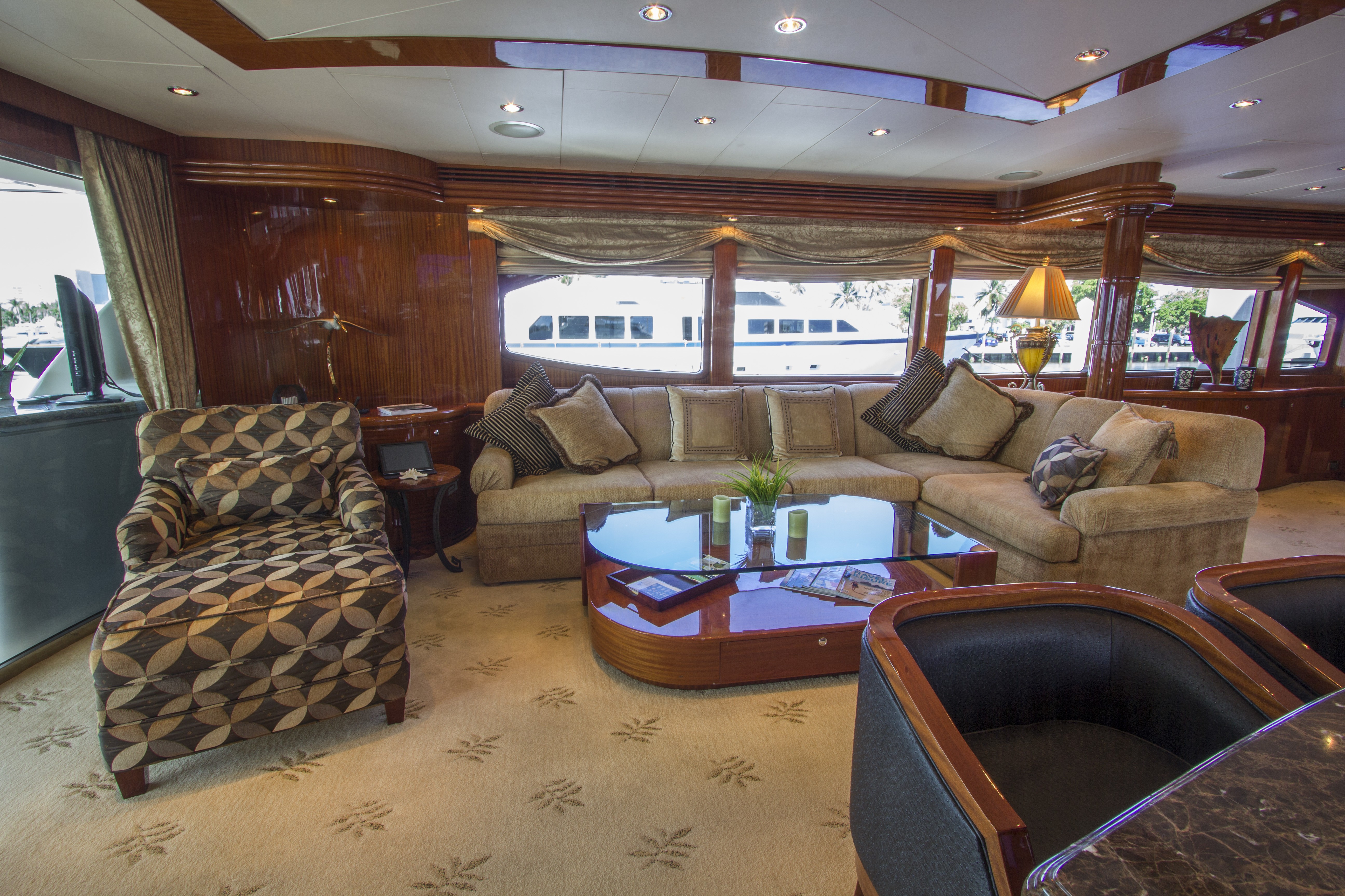 [30m-Yacht-LIMITLESS]-1130-198.jpg