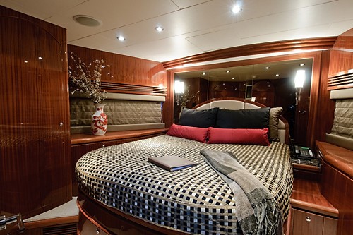 [30m-Yacht-LIMITLESS]-1130-22.jpg