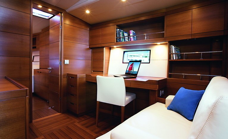 [30m-Yacht-MRS-SEVEN]-1577-121.jpg
