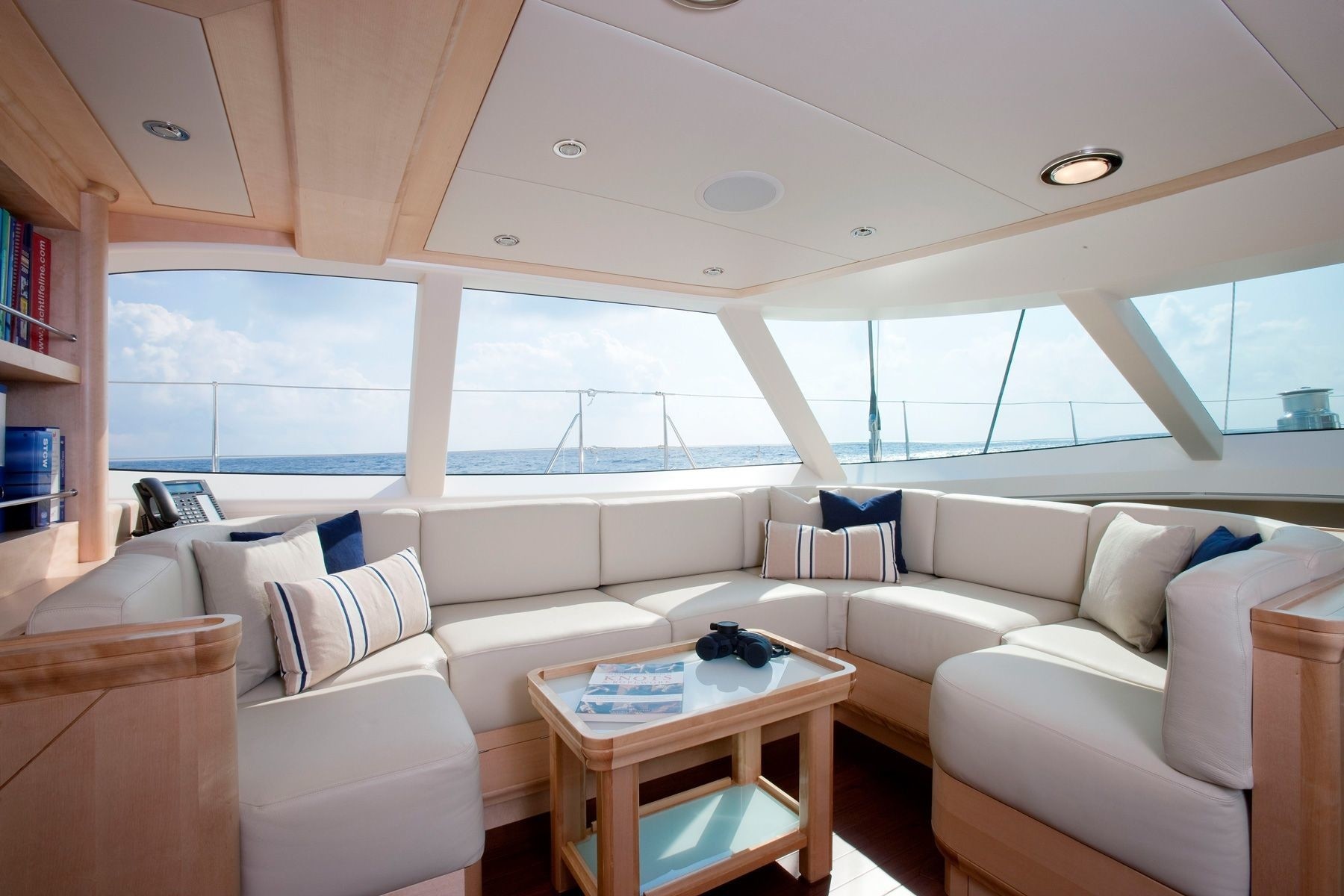 [30m-Yacht-NOSTROMO]-1615-103.jpg