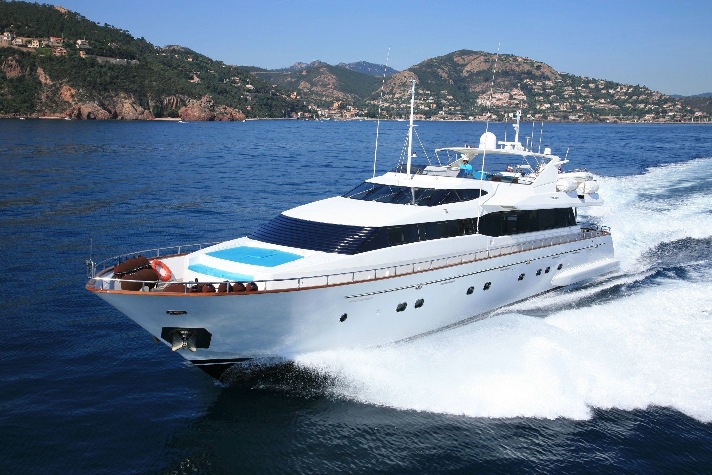 [30m-Yacht-POWDERMONKEY-OF-LONDON]-1326-11.jpg