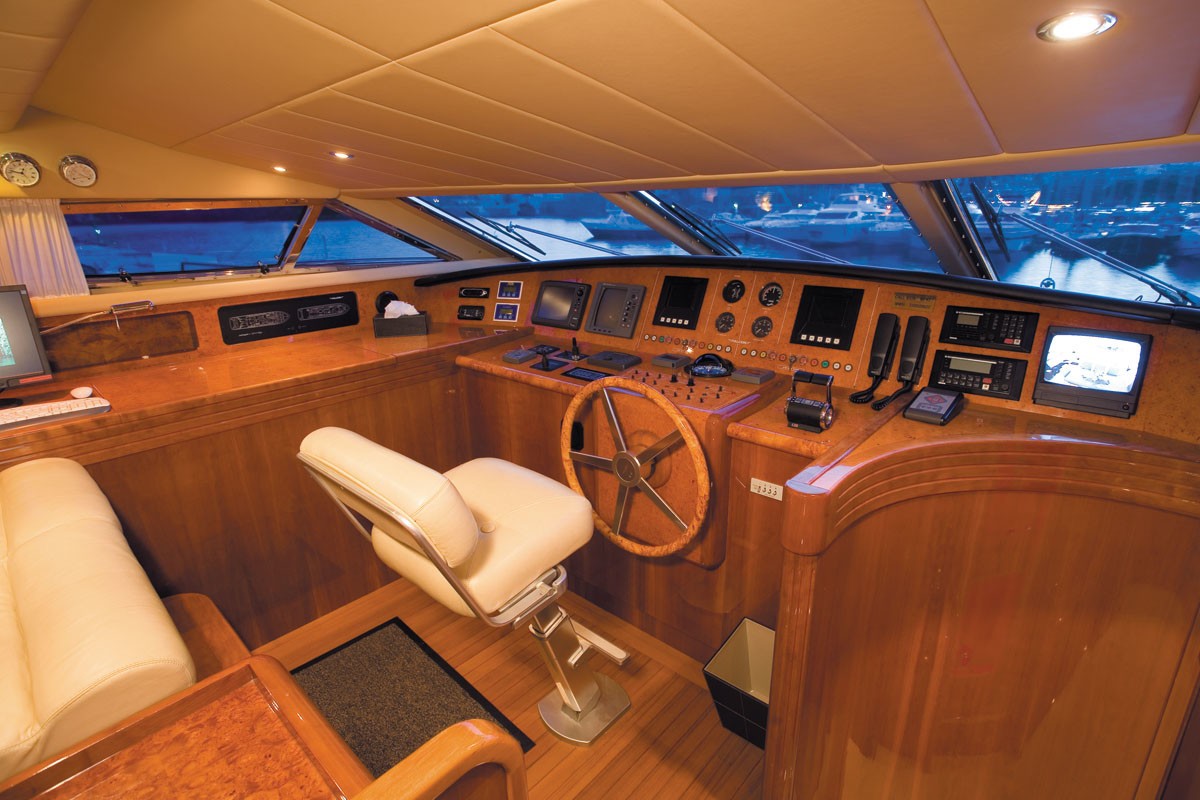 [30m-Yacht-POWDERMONKEY-OF-LONDON]-1326-146.jpg