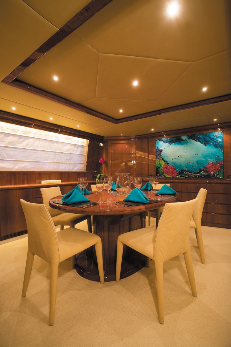 [30m-Yacht-POWDERMONKEY-OF-LONDON]-1326-147.jpg