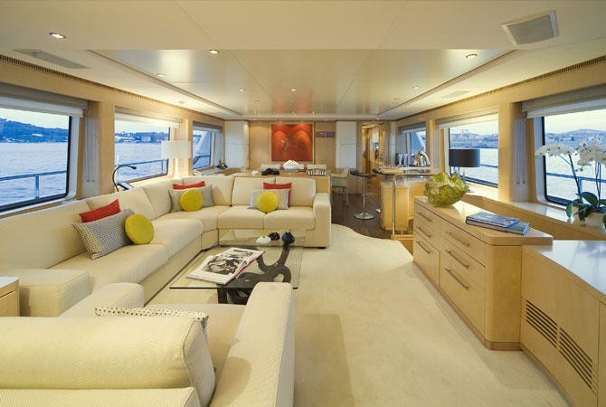 [30m-Yacht-SALU]-1757-25.jpg