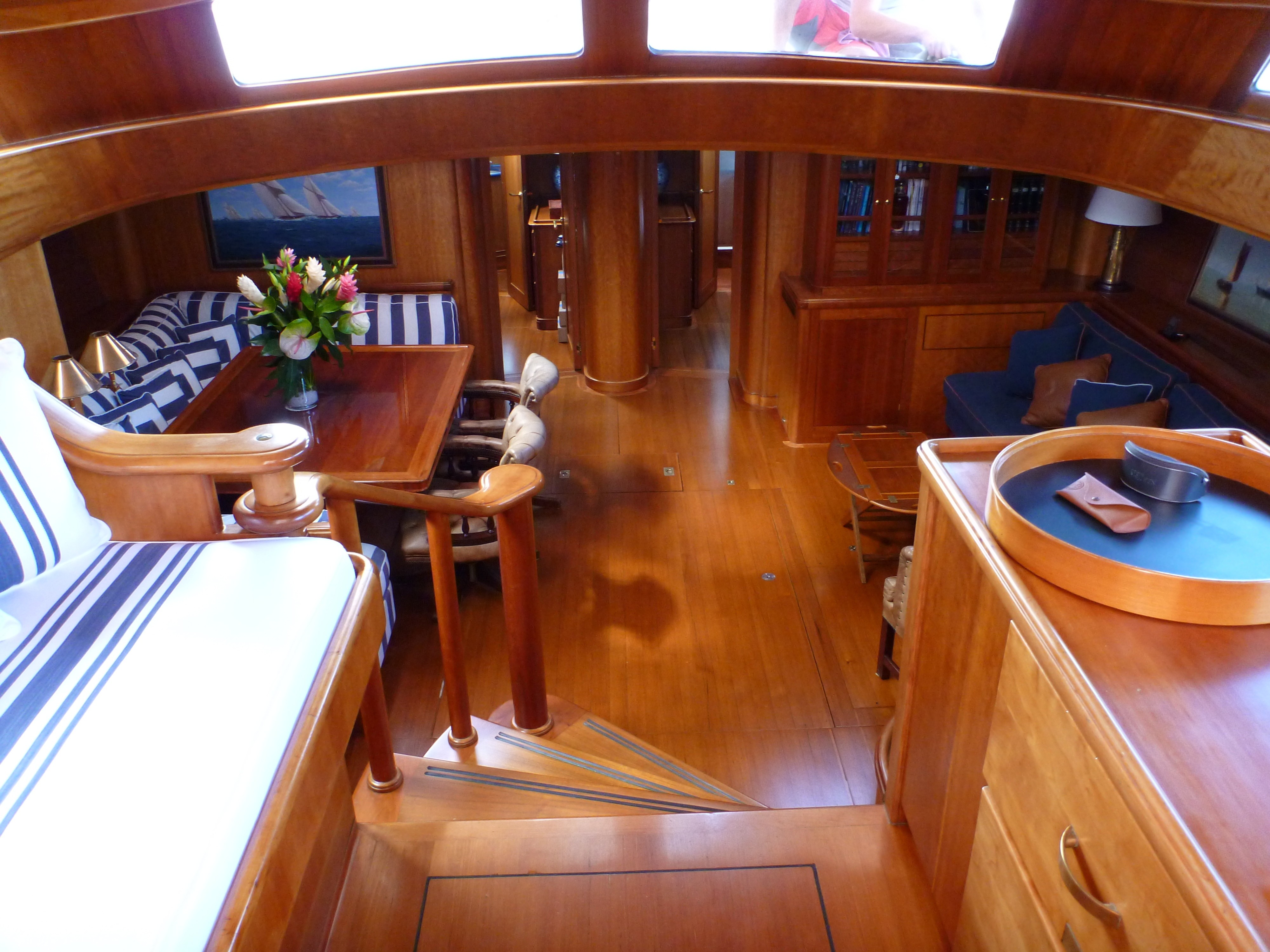 [32m-Yacht-BOLERO]-1725-105.jpg