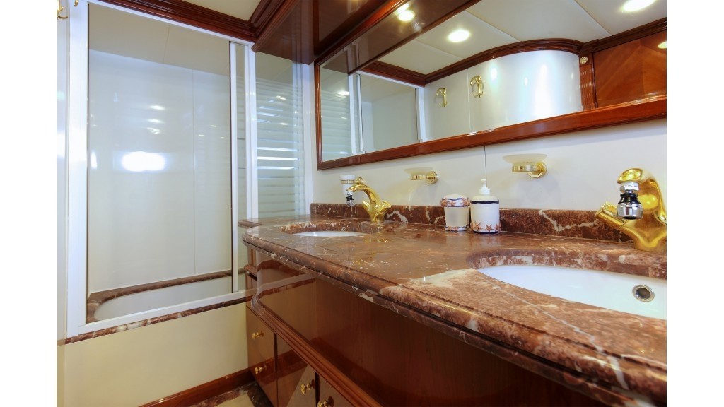 [32m-Yacht-DREAM-YACHT]-10019-152.jpg