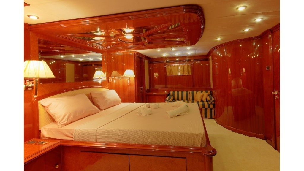 [32m-Yacht-DREAM-YACHT]-10019-19.jpg