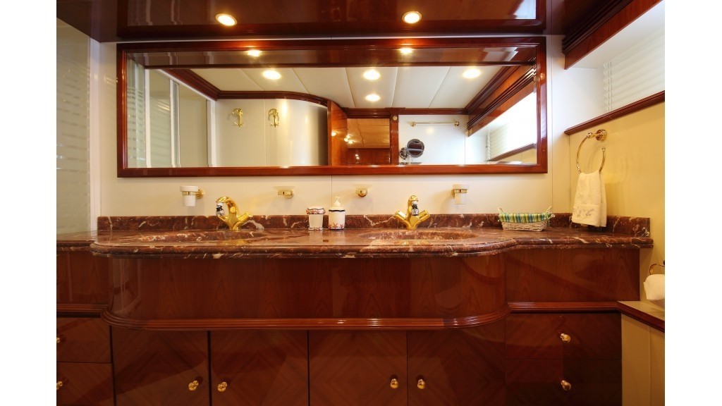 [32m-Yacht-DREAM-YACHT]-10019-49.jpg