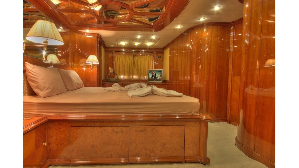[32m-Yacht-DREAM-YACHT]-10019-97.jpg
