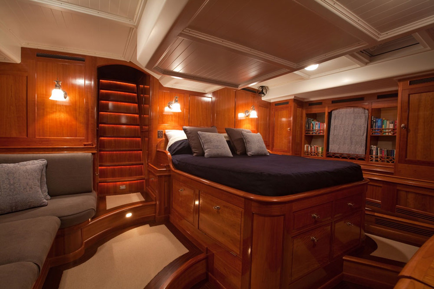 [32m-Yacht-EMMALINE]-1373-129.jpg