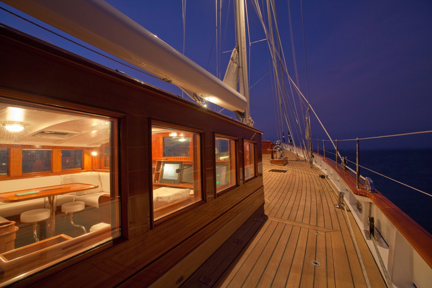 [32m-Yacht-EMMALINE]-1373-148.jpg