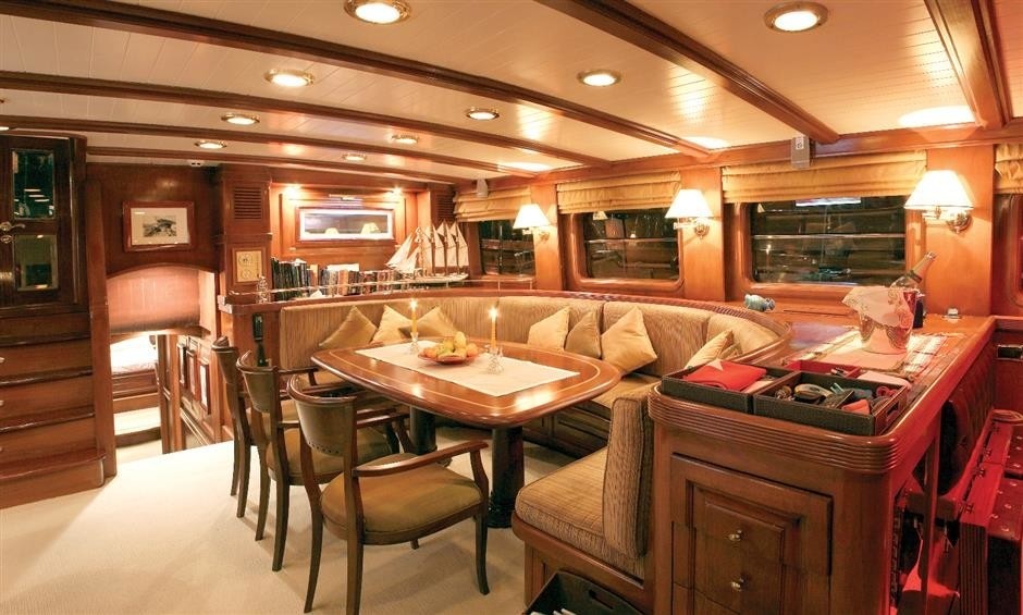 [33m-Yacht-SHANTI]-1760-215.jpg