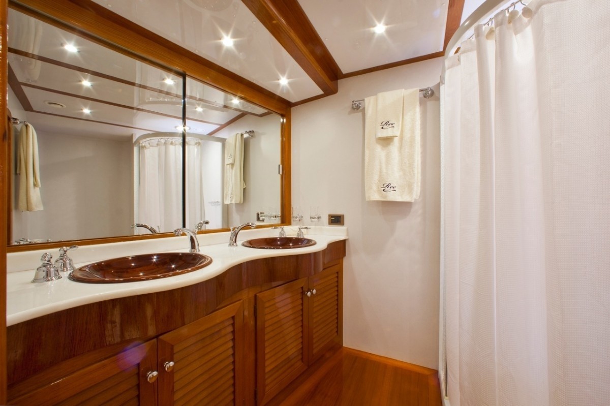 [34m-Yacht-REE]-1393-28.jpg