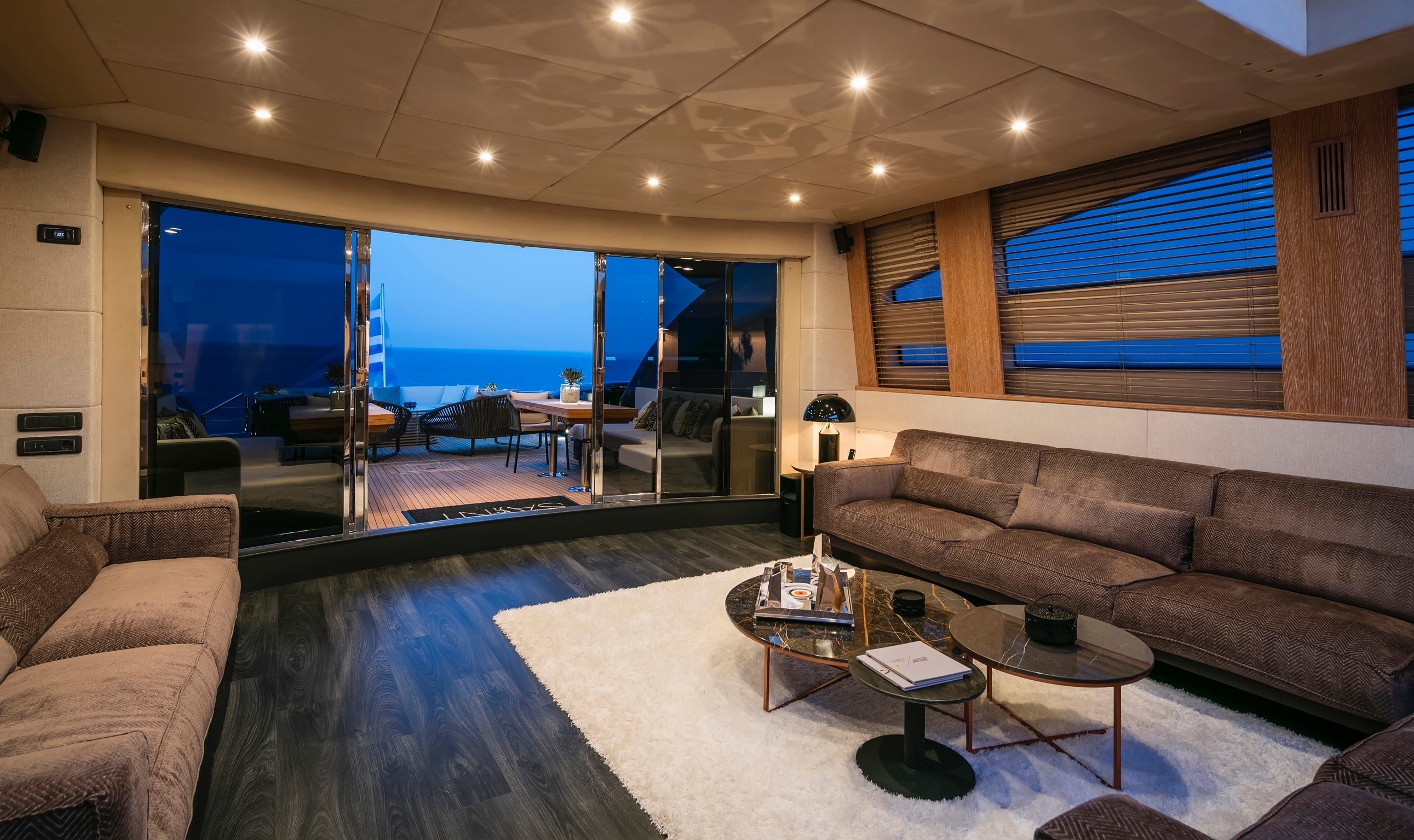 [34m-Yacht-SAINT]-1400-125.jpg