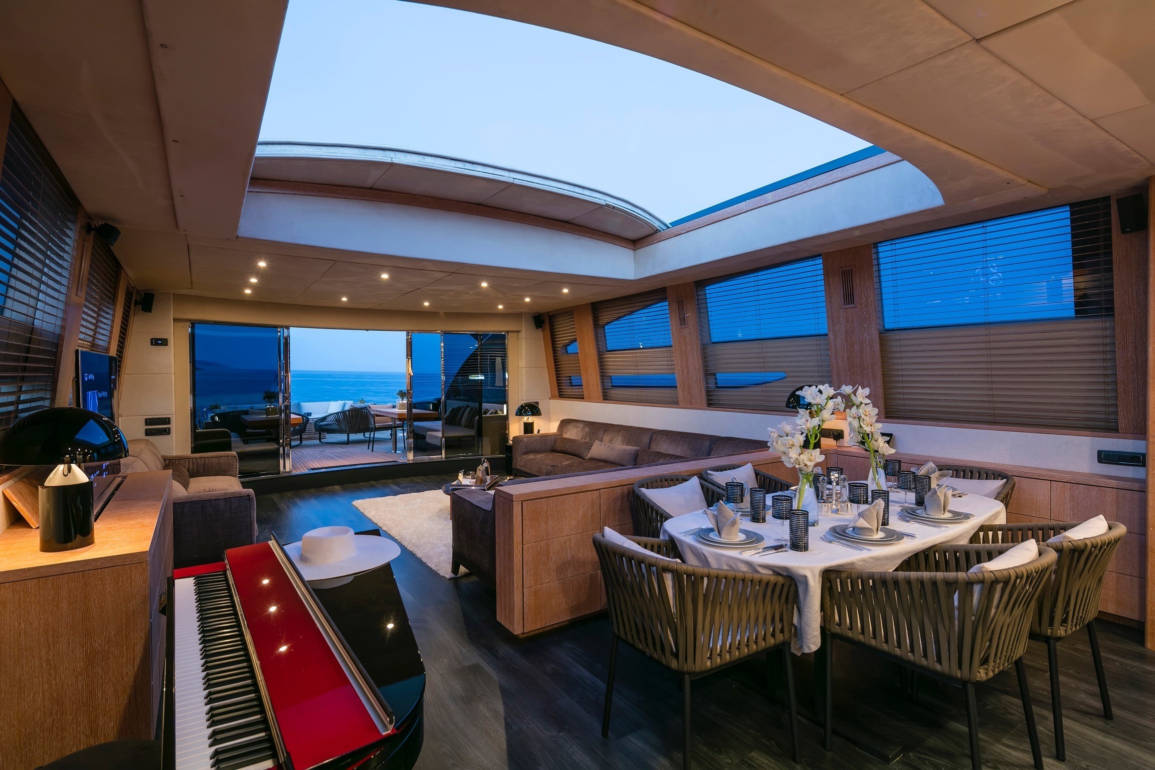 [34m-Yacht-SAINT]-1400-162.jpg