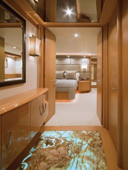 [35m-Yacht-LONG-AWEIGHTED]-1424-40.jpg