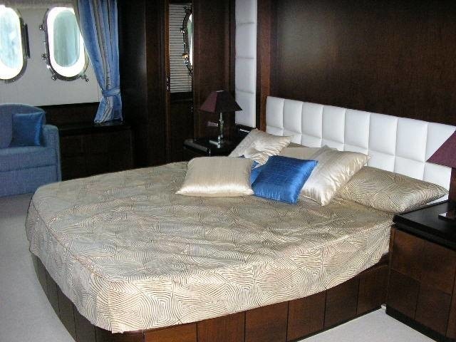 [35m-Yacht-LUCKY]-1285-195.jpg