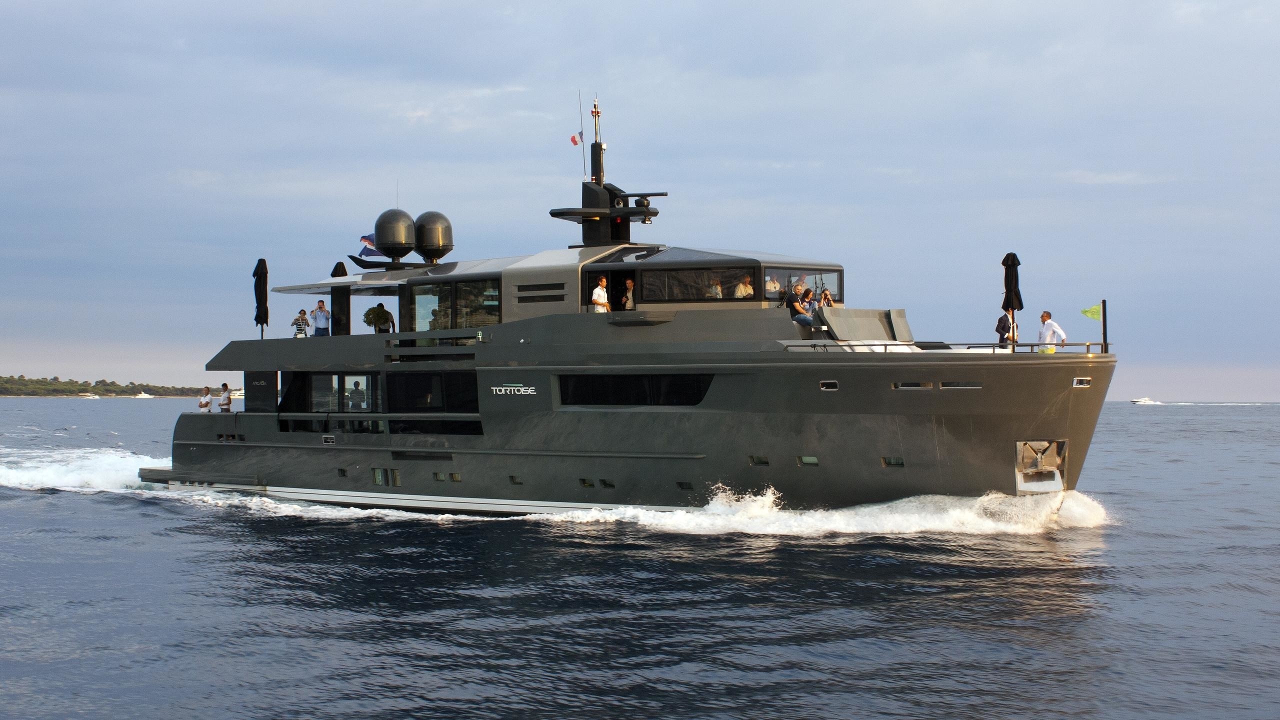 [35m-Yacht-TORTOISE]-10117-173.jpg