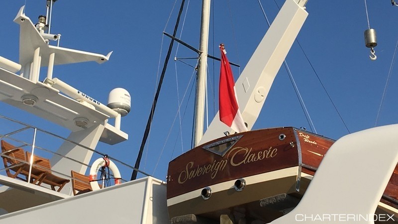 [36m-Yacht-SOVEREIGN-LADY]-1328-128.jpg