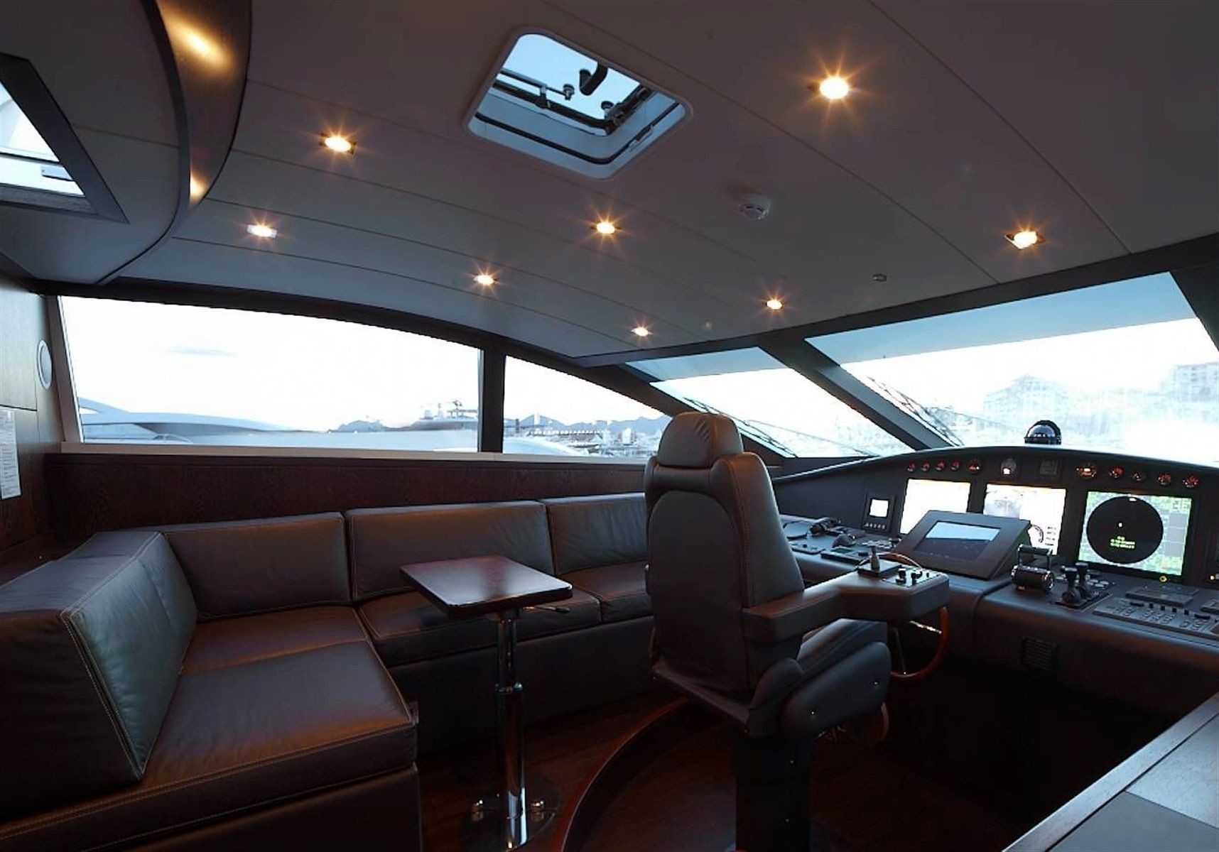 [37m-Yacht-MAYAMA-37M]-12945-137.jpg