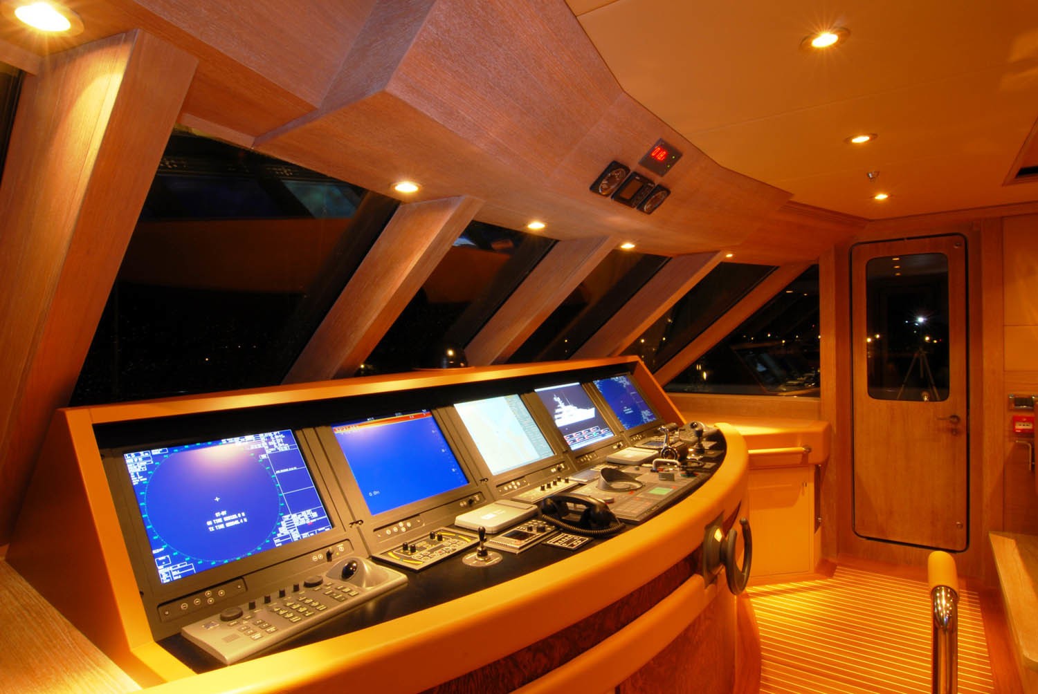 [37m-Yacht-PERLE-BLEUE]-1397-70.jpg
