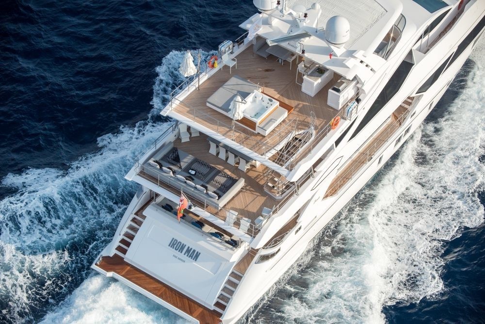 [38m-Yacht-IRON-MAN]-10539-148.jpg