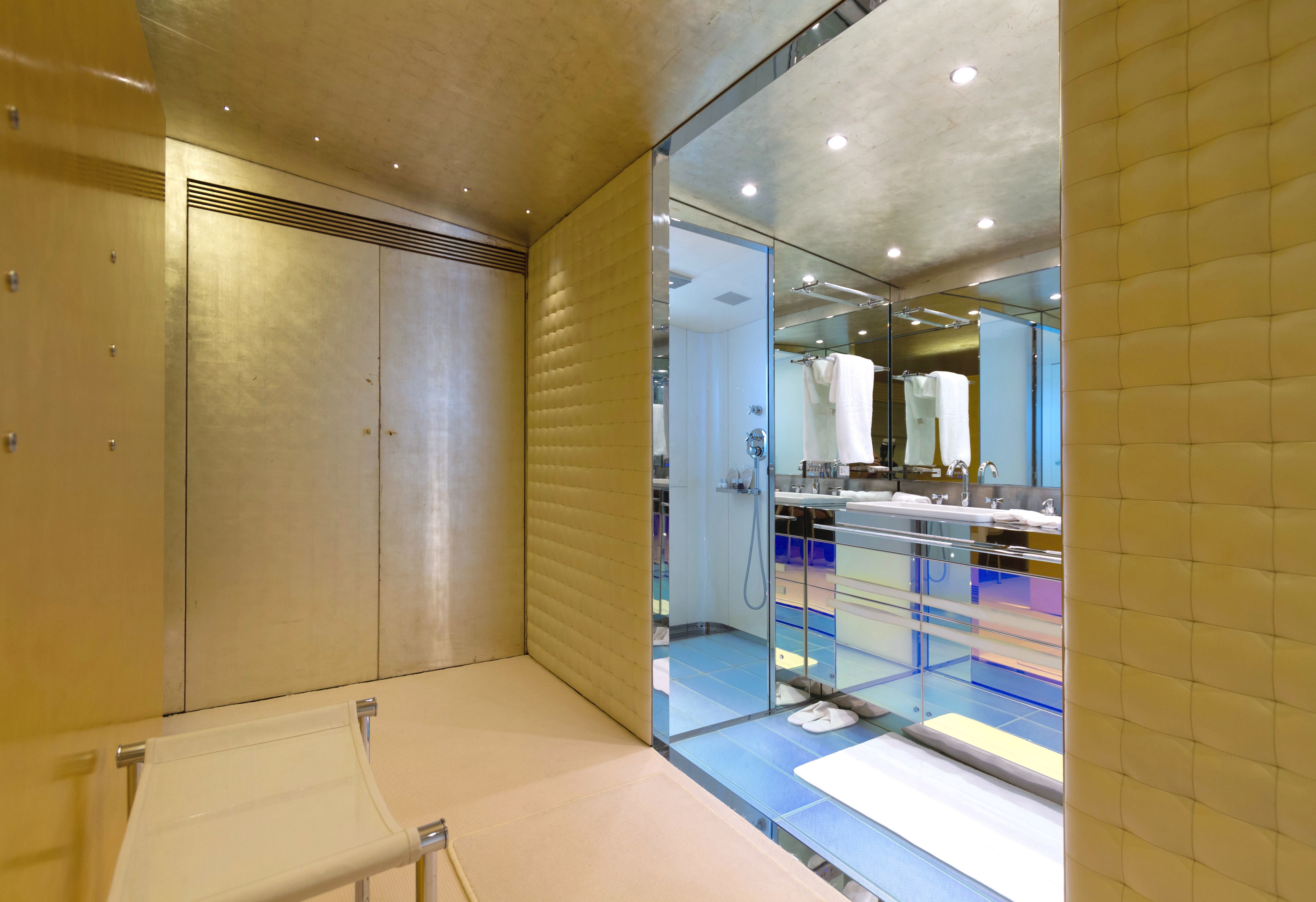 [38m-Yacht-MABROUK]-1710-101.jpg