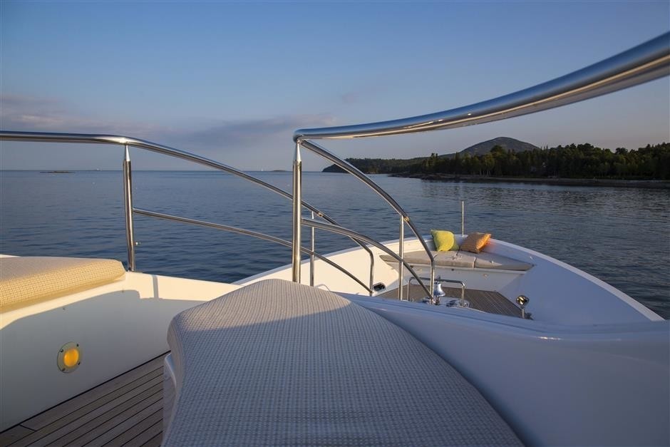 [39m-Yacht-DESPERADO]-1334-116.jpg